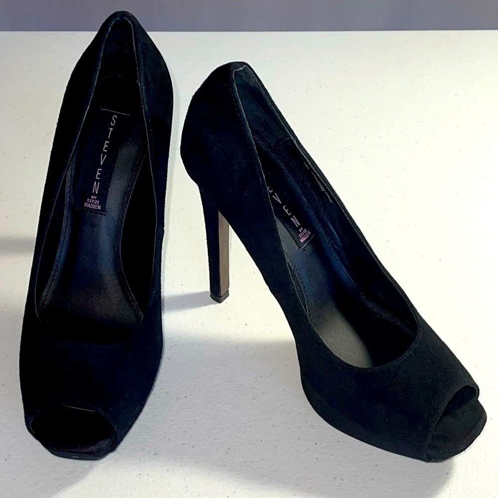 NEW Steve Madden Black Suede Peep Toe Pumps | 5" Stiletto Heels | Platfo…